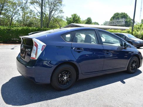 Used 2012 Toyota Prius Four w/ Deluxe Solar Roof Pkg image 2