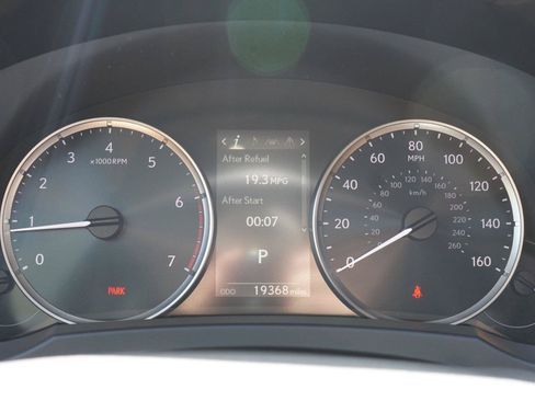 Used 2025 Lexus IS 300 w/ Premium Package RWD image 18