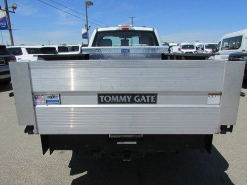 Used 2021 Ford F250 XL w/ Power Equipment Group RWD image 11