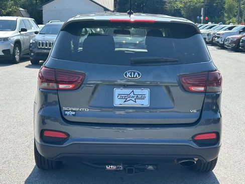 Used 2020 Kia Sorento FWD V6 image 6