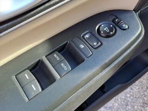 Used 2017 Honda CR-V EX-L image 15