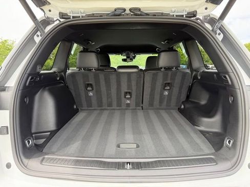 Used 2024 Jeep Grand Cherokee Limited RWD image 26