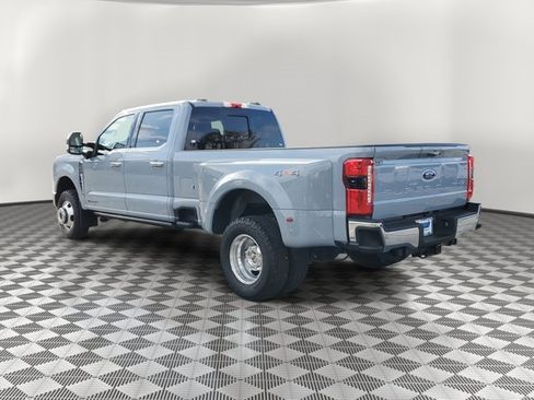 Certified 2024 Ford F350 Lariat w/ Lariat Ultimate Package image 4
