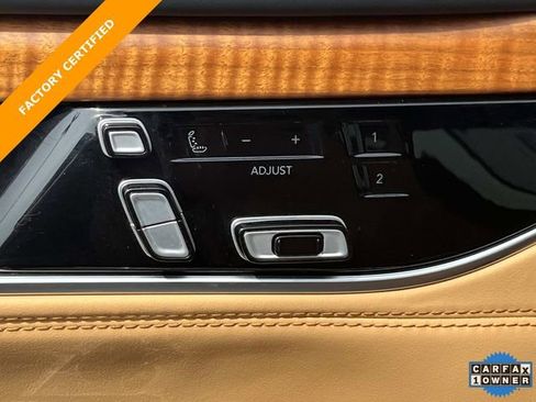 Certified 2025 Jeep Grand Wagoneer L Series III w/ HD Trailer Tow Package AWD/4WD image 28