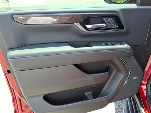 New 2026 GMC Yukon Elevation w/ Elevation Premium Package AWD/4WD image 9