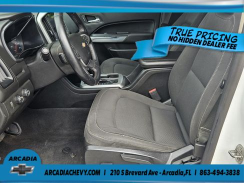 Used 2019 Chevrolet Colorado LT AWD/4WD image 3