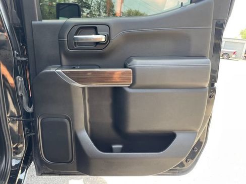 Used 2020 Chevrolet Silverado 1500 LT Trail Boss AWD/4WD image 13