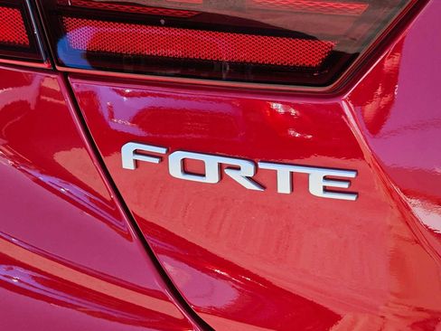 Certified 2024 Kia Forte GT-Line w/ GT-Line Premium Package FWD image 9