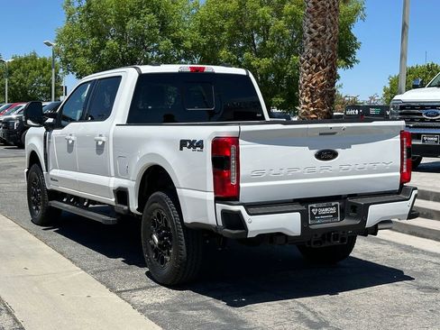 New 2026 Ford F250 Lariat w/ Black Appearance Package AWD/4WD image 4