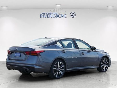 Used 2019 Nissan Altima 2.5 SR FWD image 7