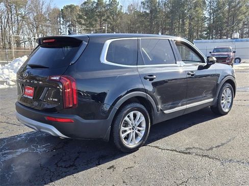 Used 2021 Kia Telluride LX image 3