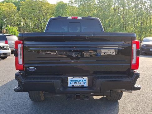 Used 2025 Ford F250 Platinum w/ FX4 Off-Road Package AWD/4WD image 5