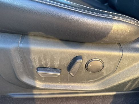 Used 2020 Ford F150 Lariat image 8