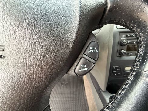 Used 2005 Hyundai Santa Fe GLS image 29