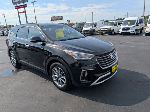 Used 2017 Hyundai Santa Fe Limited w/ Cargo Package AWD/4WD image 2