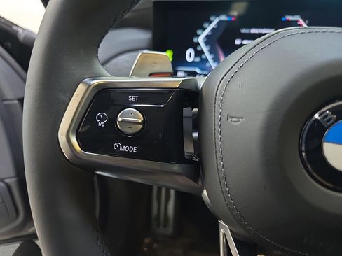 Used 2024 BMW 740i xDrive w/ Premium Package 2 image 20