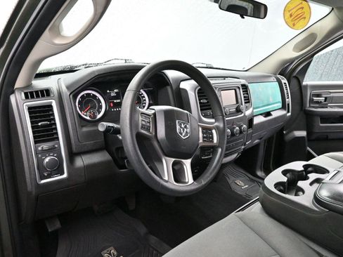 Used 2021 RAM 1500 Classic SLT image 13