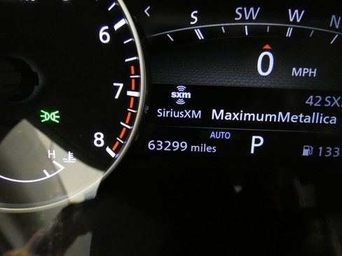 Used 2022 Nissan Pathfinder SL image 17