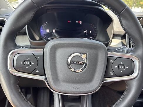 Used 2023 Volvo XC40 B5 Ultimate w/ Protection Package Premier AWD/4WD image 25
