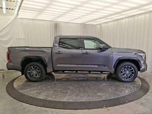 Used 2022 Toyota Tundra Platinum image 26