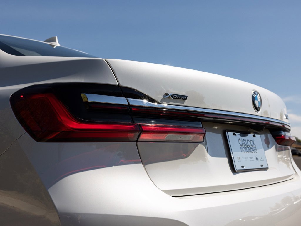 Used 2021 BMW 750i xDrive w/ Luxury Rear Seating Package AWD/4WD image 56