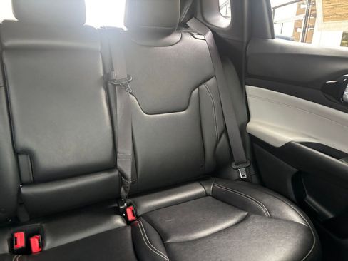 Used 2025 Jeep Compass Limited AWD/4WD image 38