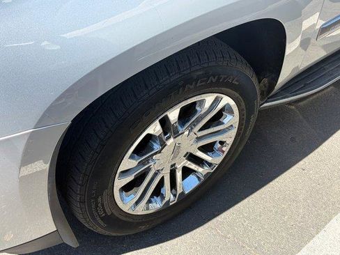 Used 2020 Cadillac Escalade 4WD image 7