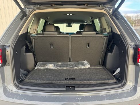 New 2026 Volkswagen Atlas SE image 15