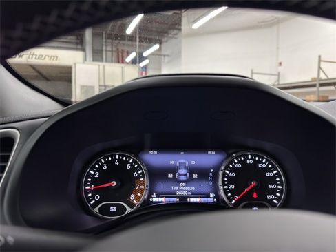 Used 2021 Jeep Renegade Latitude image 29