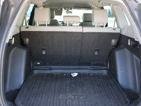 Used 2019 Honda CR-V LX image 5