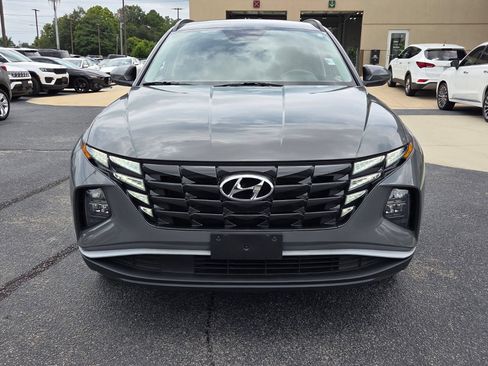 Used 2024 Hyundai Tucson SEL FWD image 2
