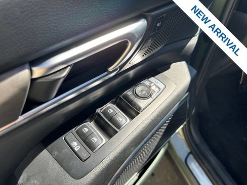 Used 2025 Kia Telluride SX X-Line AWD/4WD image 19