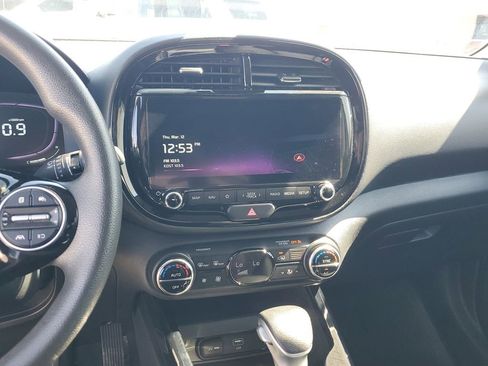 Used 2023 Kia Soul S image 26