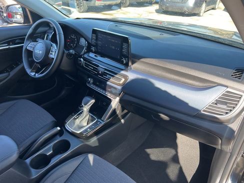 Certified 2023 Kia Seltos S image 21