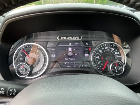 Used 2020 RAM 1500 Big Horn RWD image 17