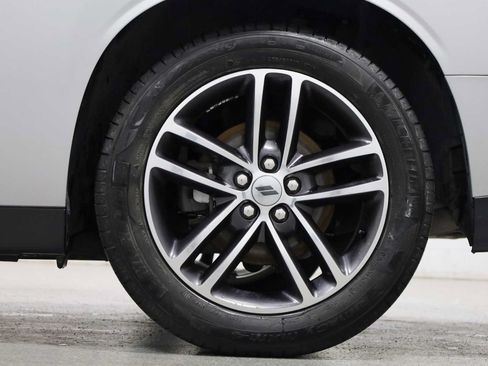 Used 2019 Dodge Challenger GT AWD/4WD image 37
