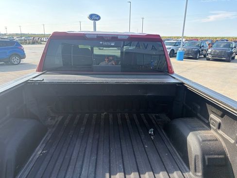 Used 2022 GMC Sierra 1500 Denali w/ Technology Package AWD/4WD image 8