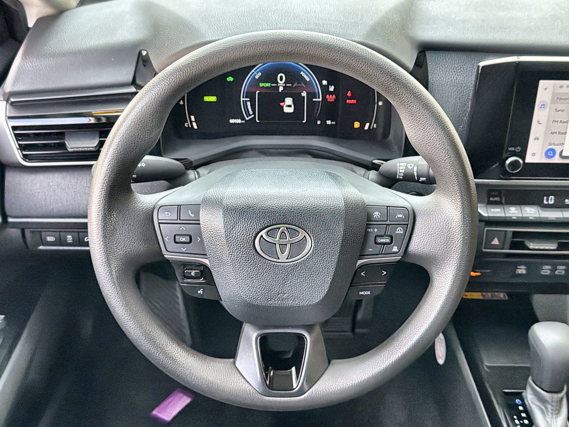 Used 2025 Toyota Camry LE FWD image 14