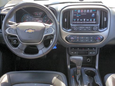 Used 2018 Chevrolet Colorado Z71 AWD/4WD image 25