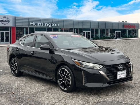 Certified 2025 Nissan Sentra SR image 4