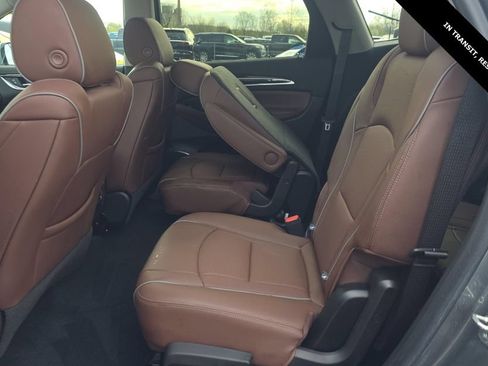 Used 2021 Buick Enclave Avenir w/ Avenir Technology Package AWD/4WD image 11