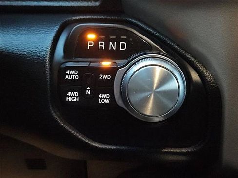 Used 2022 RAM 1500 Laramie AWD/4WD image 12