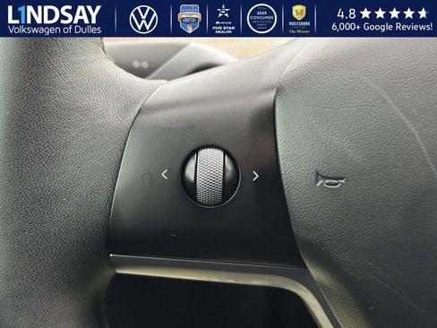 Used 2021 Tesla Model Y Long Range image 21