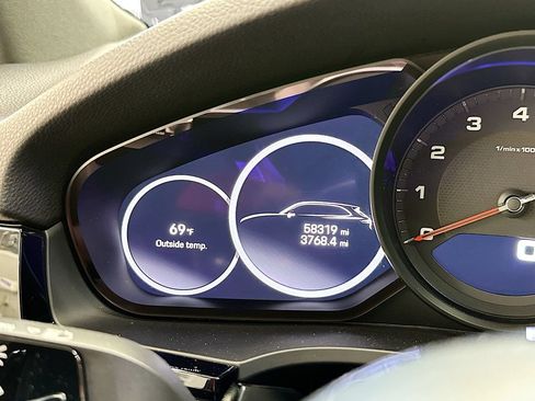 Certified 2022 Porsche Cayenne AWD/4WD image 13
