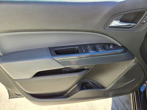 Used 2021 Chevrolet Colorado Z71 w/ Safety Package RWD image 20