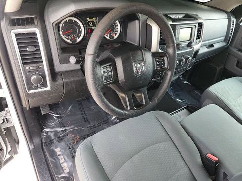 Used 2020 RAM 1500 Classic SLT AWD/4WD image 11