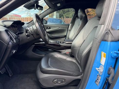 Used 2021 Aston Martin DBX image 13