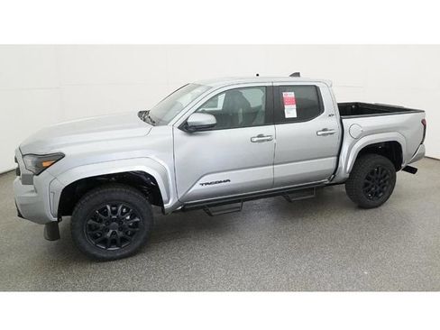 New 2026 Toyota Tacoma SR5 AWD/4WD image 2