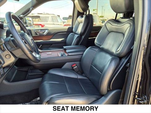 Certified 2023 Lincoln Navigator 2WD image 21