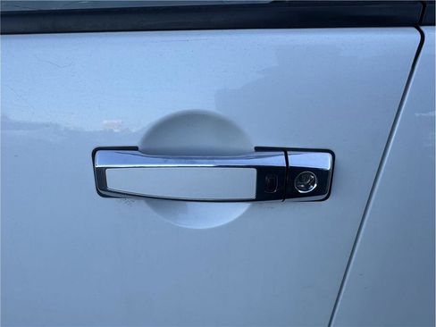 Used 2015 Nissan Armada Platinum image 34